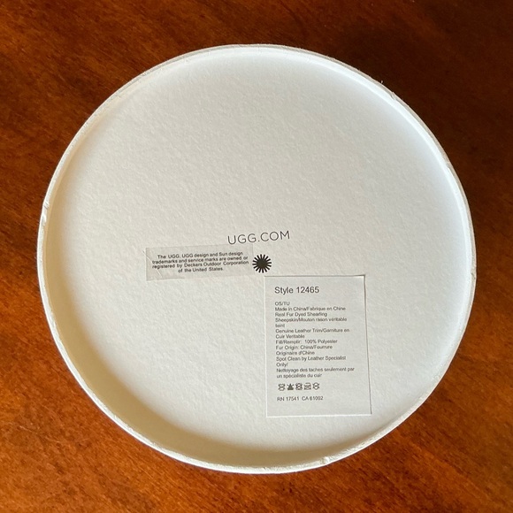 UGG Genuine Shearling Earmuffs - Picture 11 of 12